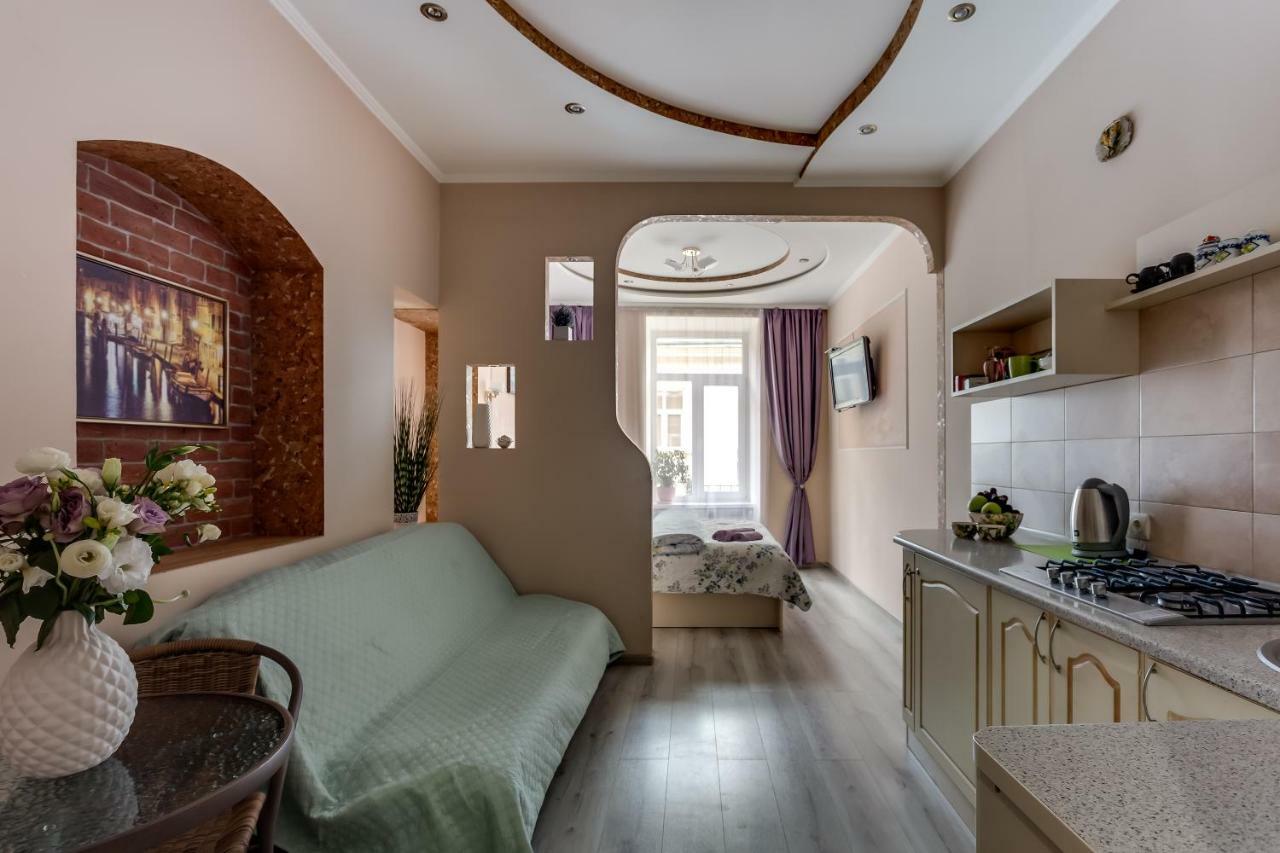 Central Apartments Rynok Lviv Exterior photo